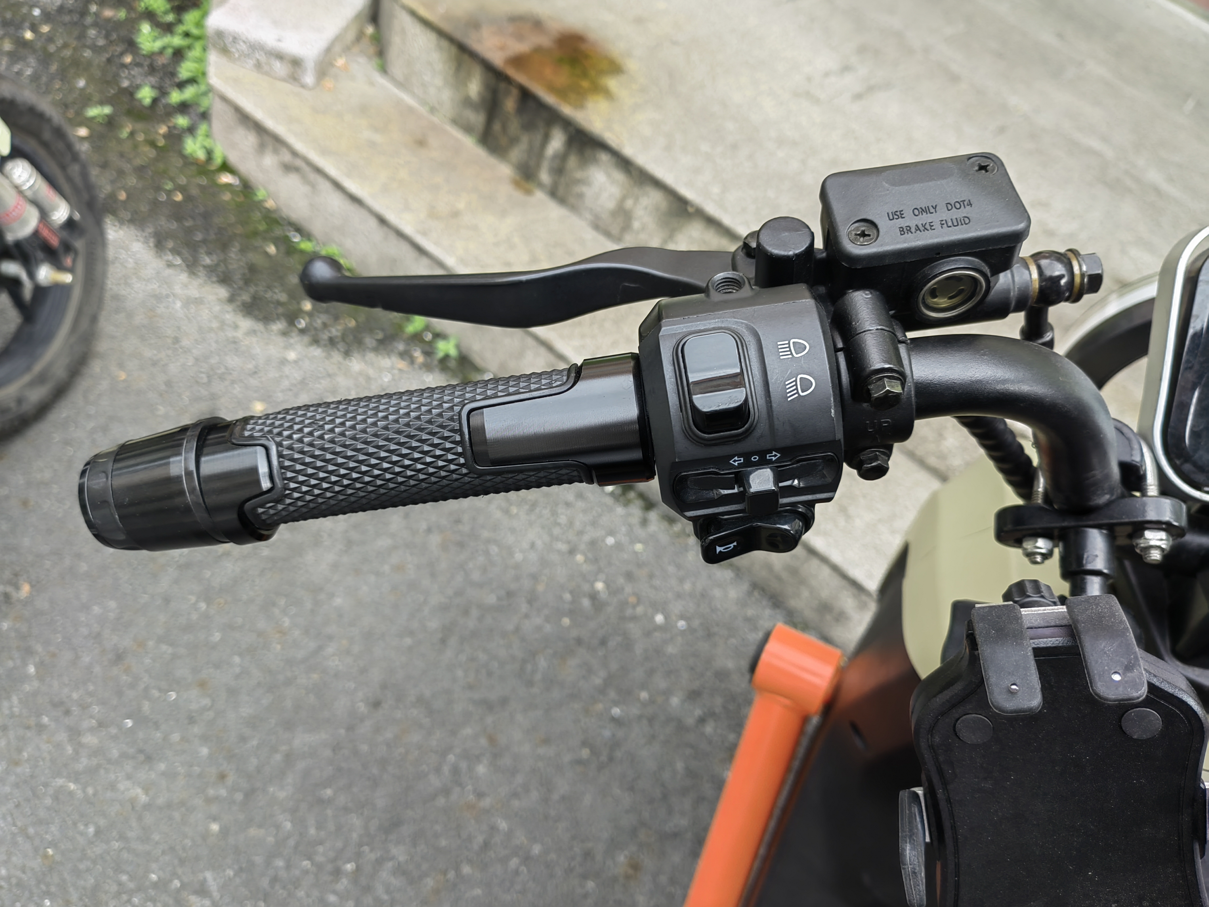 Motorcycle 7/8